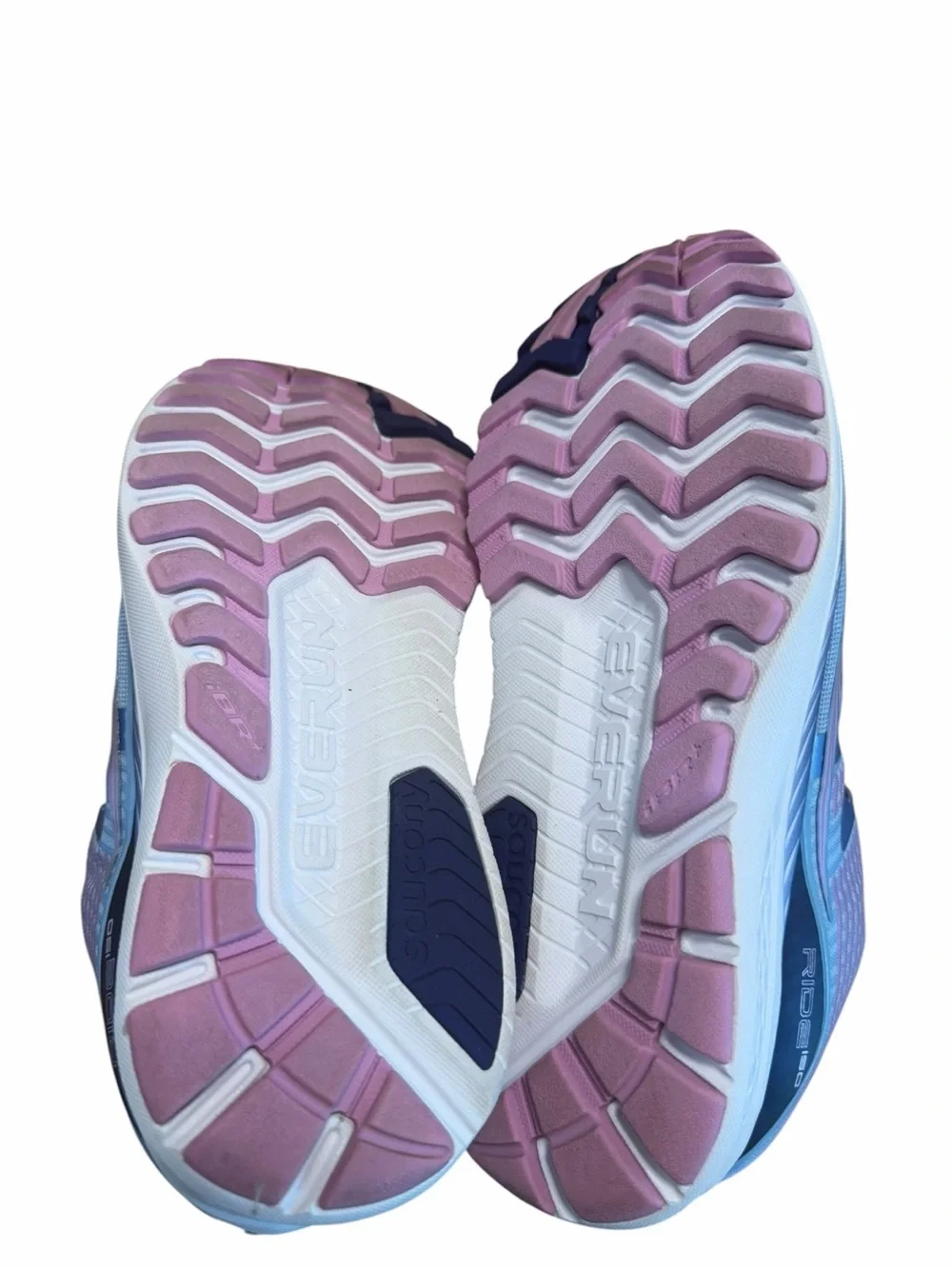 Cushioned Running Sneakers Women 9 Saucony Ride ISO Blue Pink EVERUN